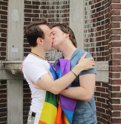 Kiss-In Kiss-In