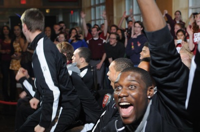 GOING DANCING GOING DANCING
