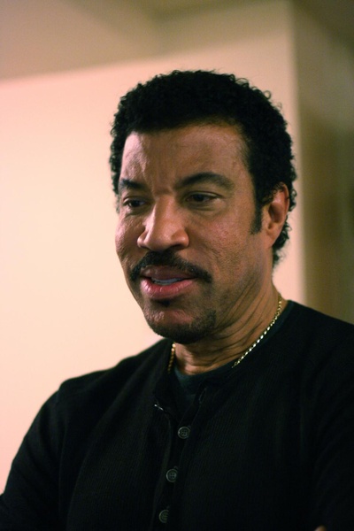 Lionel Richie Visits KeyChange Vocalist Lionel Richie Visits KeyChange Vocalist